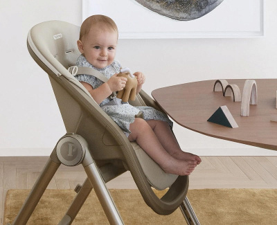 Стульчик для кормления Peg-Perego Living, Space Sand (Бежевый)